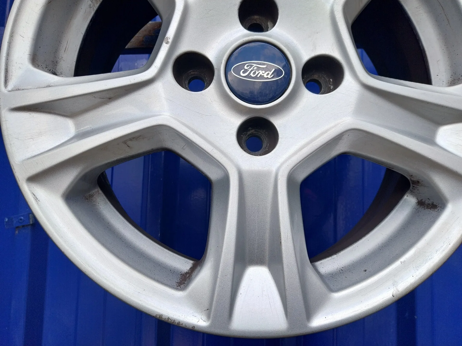 Llanta para Ford Tourneo Courier (C4A)