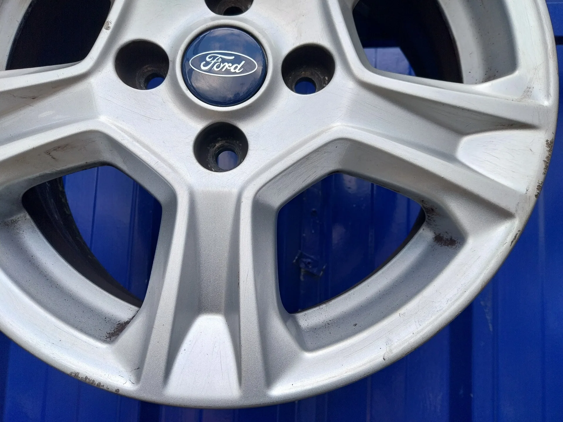 Llanta para Ford Tourneo Courier (C4A)