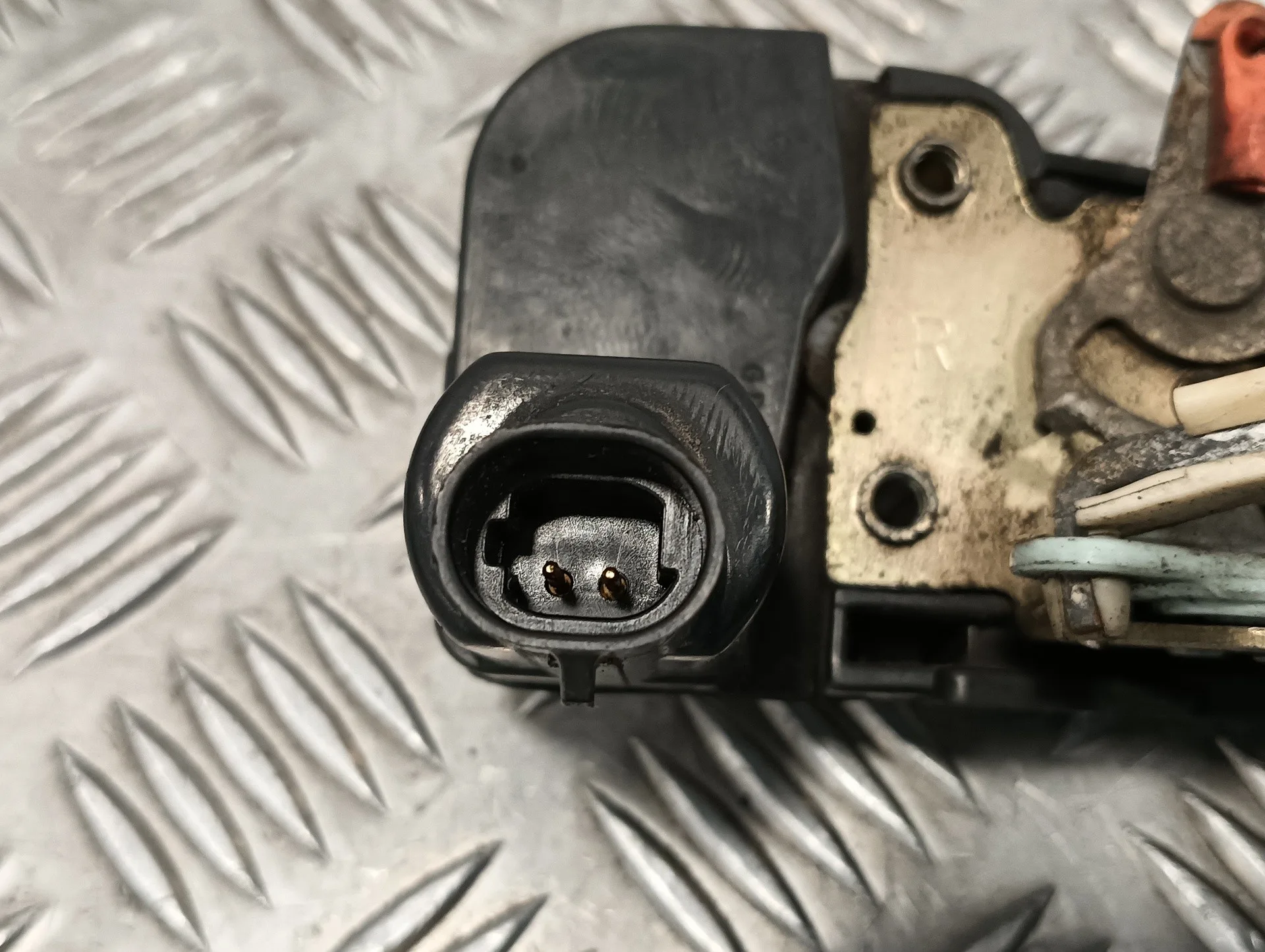 Cerradura Puerta Delantera Derecha para Chrysler Stratus Cabrio (Jx)