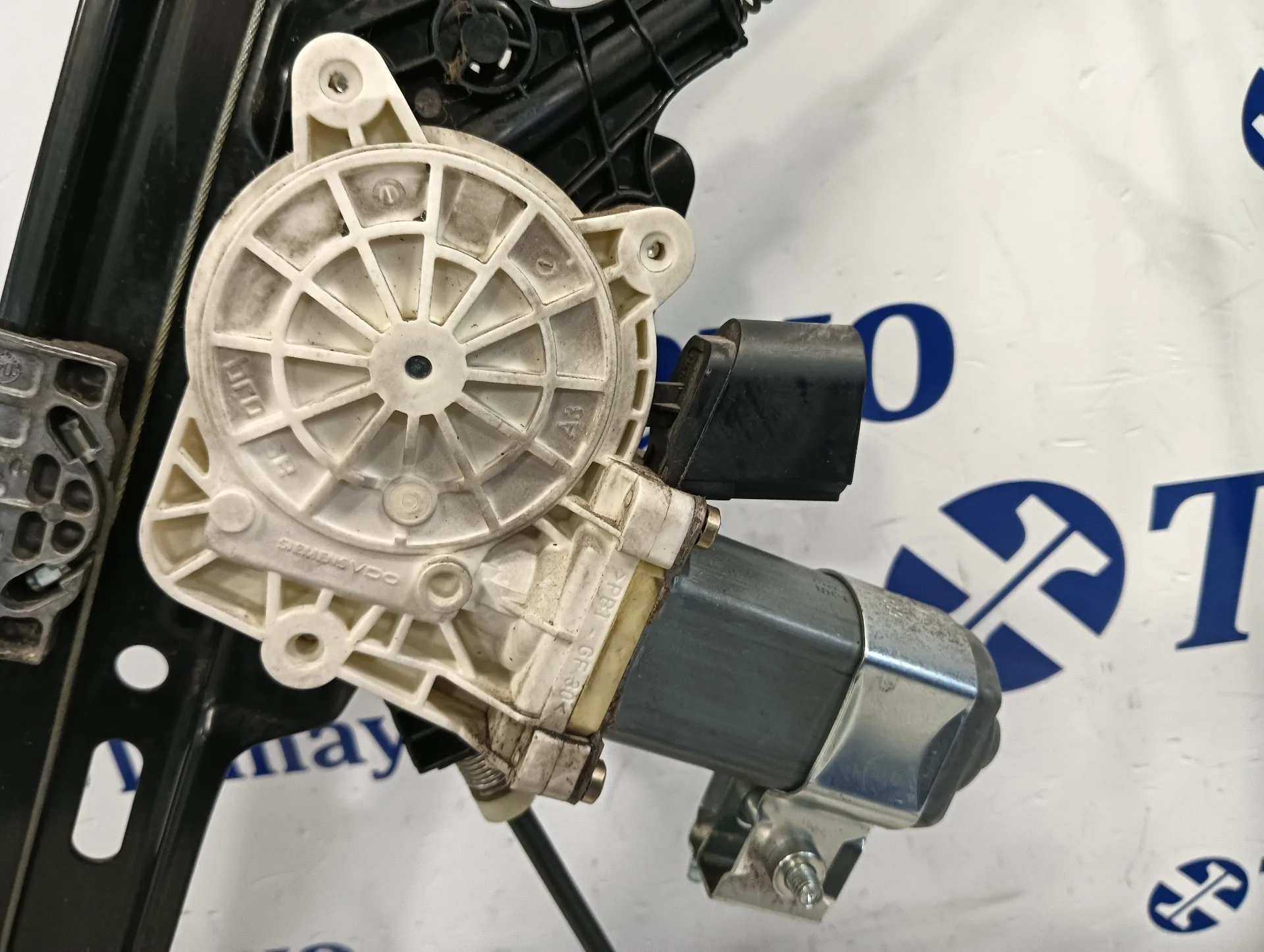 Elevalunas Delantero Izquierdo para Bmw Serie 5 Berlina (E60)