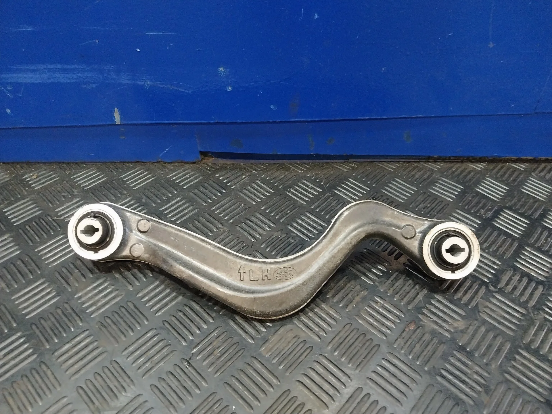 Brazo Suspension Superior Trasero Izquierdo para Land Rover Discovery Sport