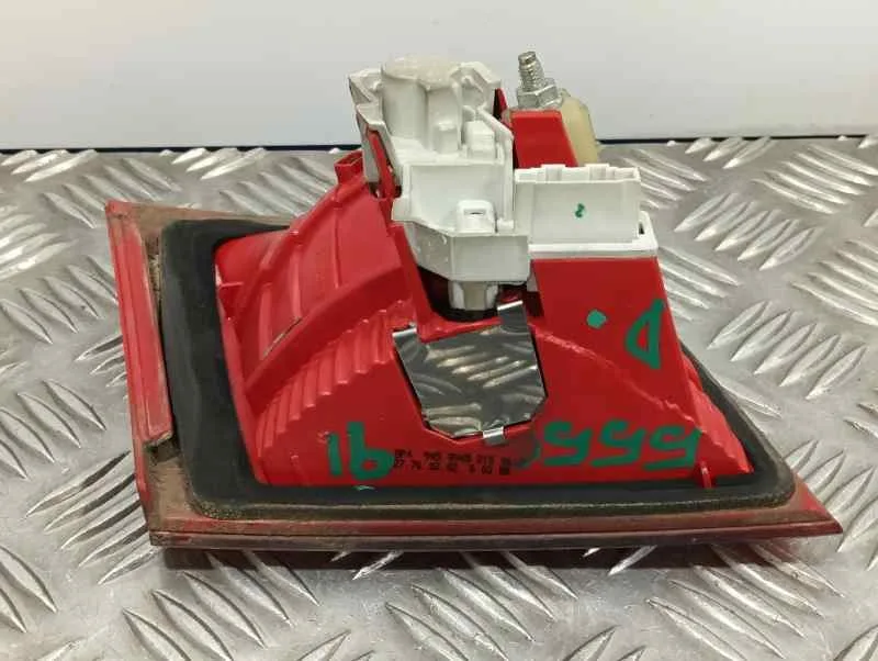 Piloto Trasero Derecho Interior para Audi A3 Sportback (8P)