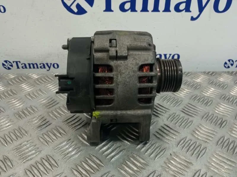 Alternador para Nissan Almera (N16/E)