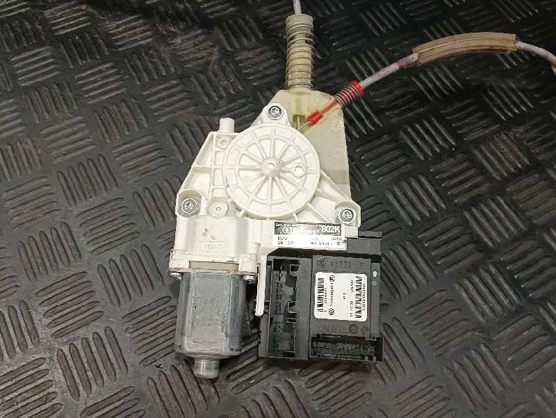 Elevalunas Delantero Derecho para Audi A3 (8P)