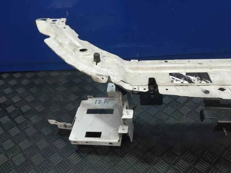 Travesano Superior para Land Rover Discovery Sport