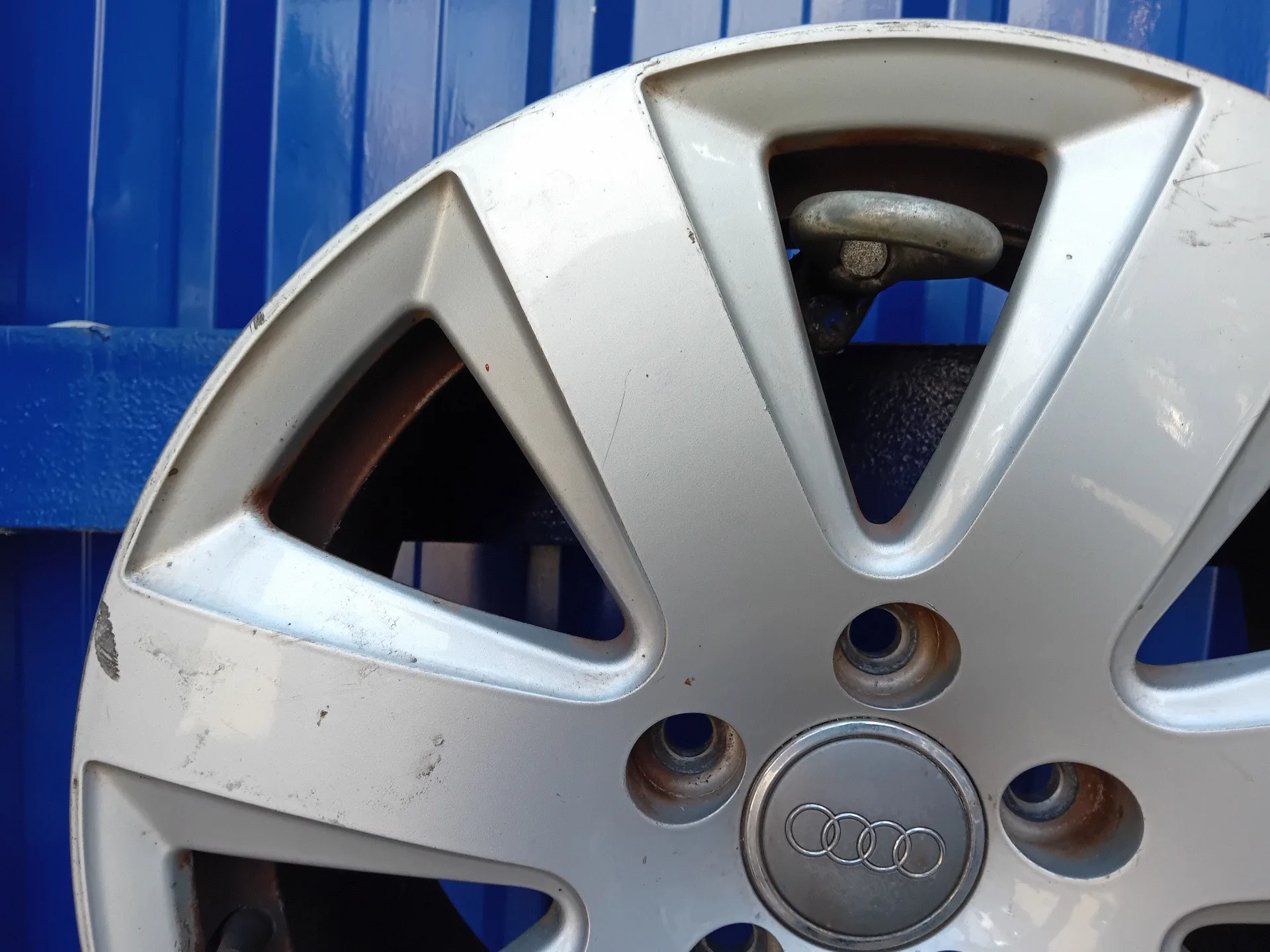 Llanta para Audi A6 Berlina (4F2)