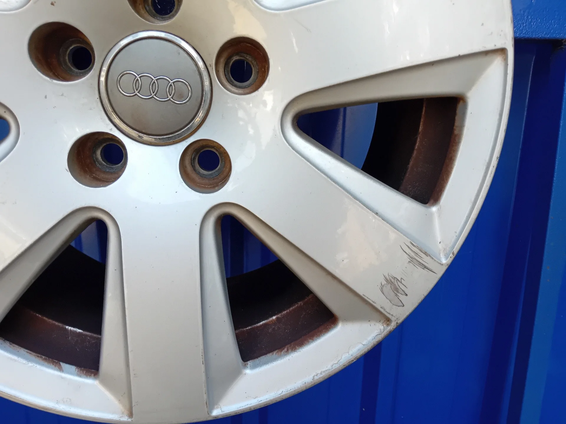 Llanta para Audi A6 Berlina (4F2)