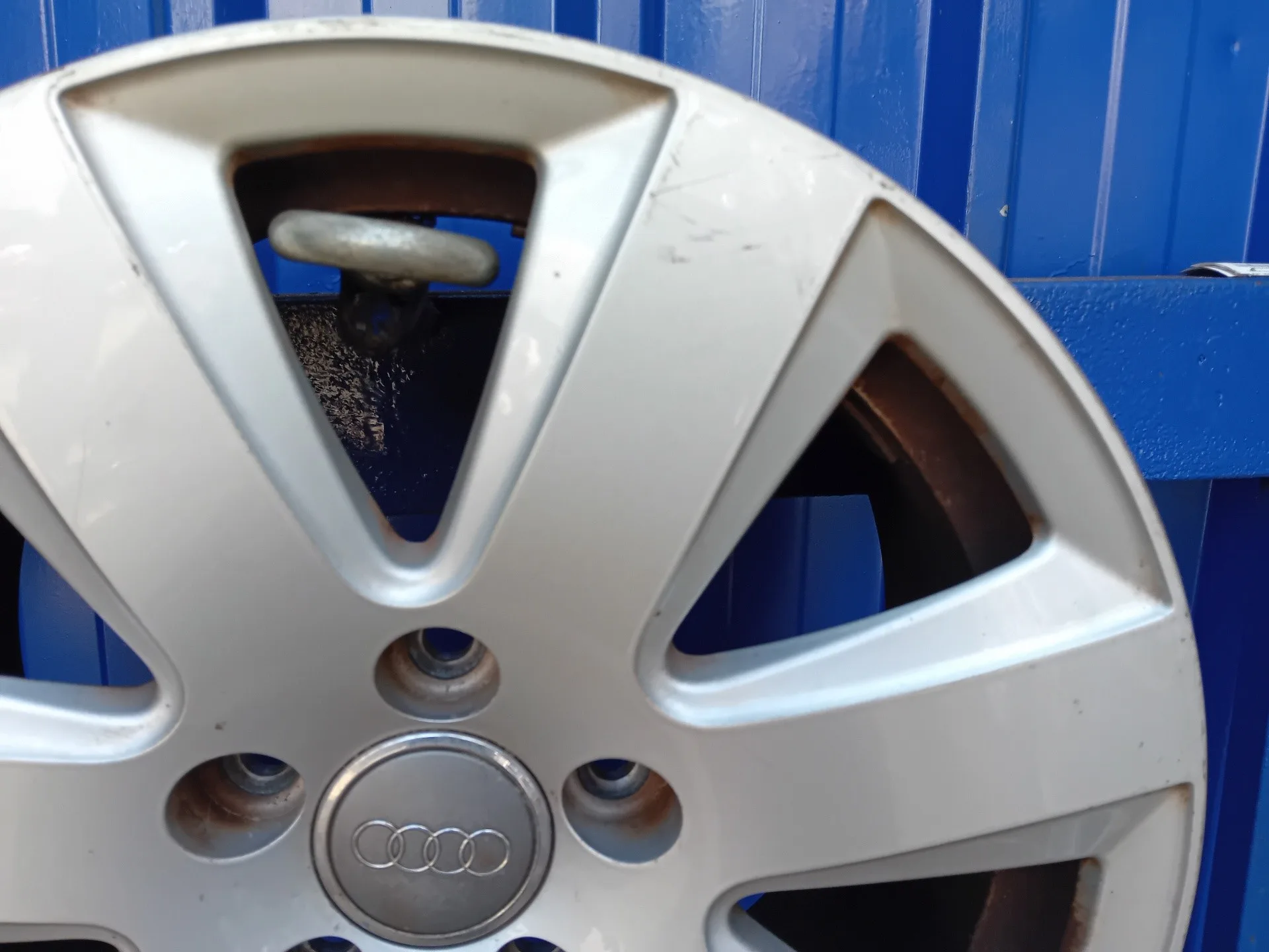 Llanta para Audi A6 Berlina (4F2)