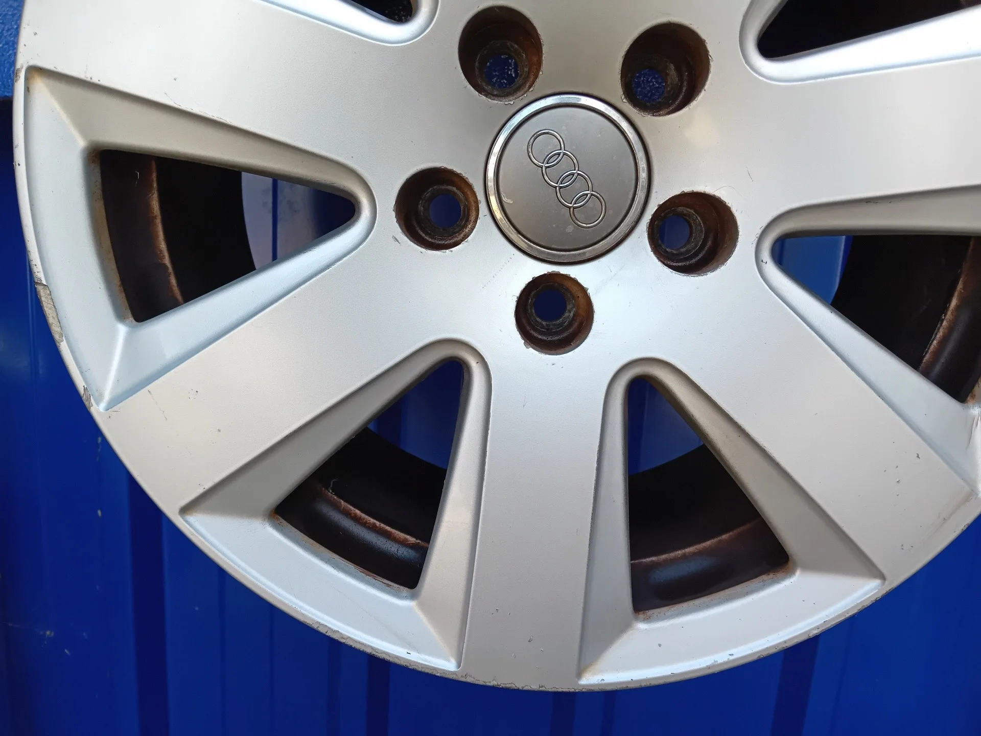 Llanta para Audi A6 Berlina (4F2)