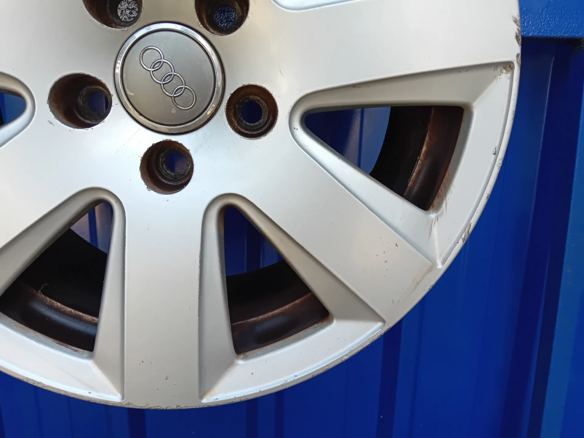 Llanta para Audi A6 Berlina (4F2)