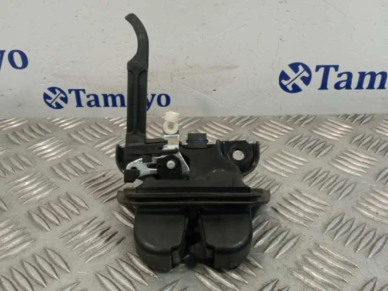 Cerradura Maletero / Porton para Audi A3 (8P)