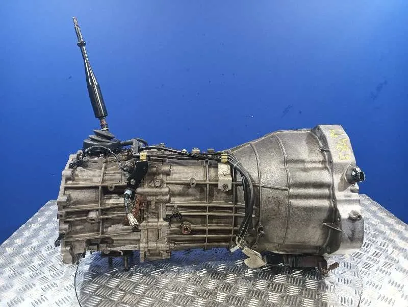 Transmision Trasera Izquierda para Nissan Pathfinder (R51)