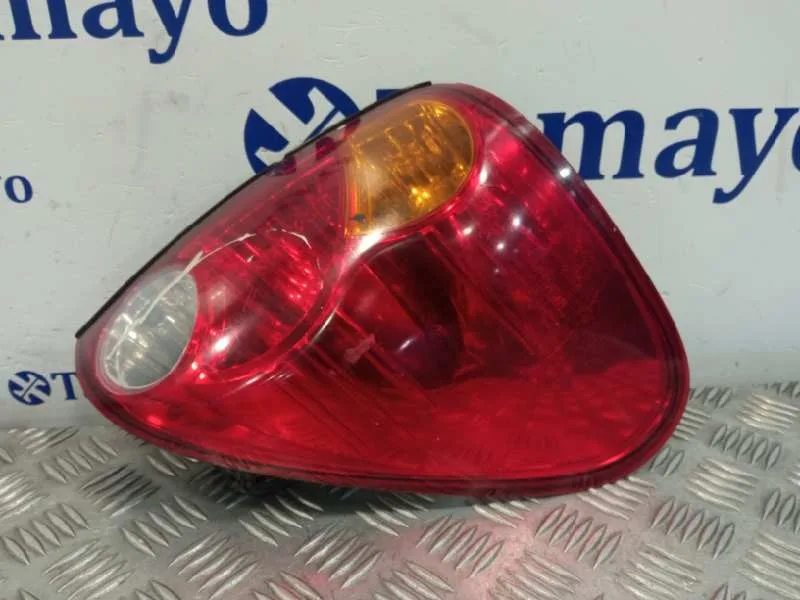 Piloto Trasero Derecho para Mitsubishi L 200 (Ka0/Kb0)
