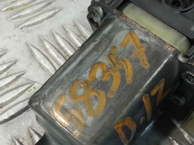 Elevalunas Delantero Izquierdo para Seat Leon St (5F8)