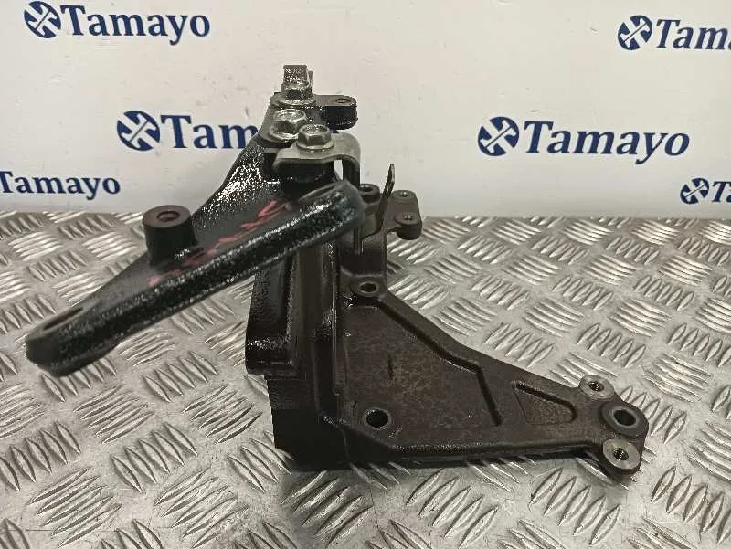Soporte Bomba Inyeccion para Nissan Nt400 Cabstar (01/20214->)