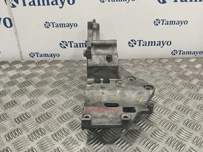 Soporte Alternador para Nissan Nt400 Cabstar (01/20214->)