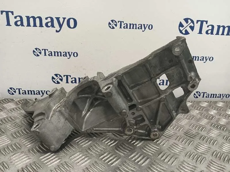 Soporte Alternador para Nissan Nt400 Cabstar (01/20214->)
