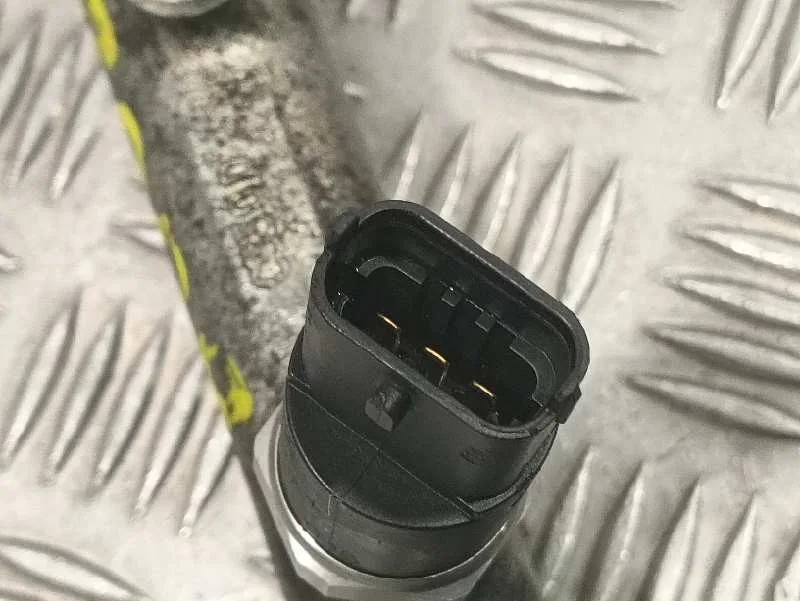 Rampa Inyectora para Peugeot Boxer Furgon Techo Elevado