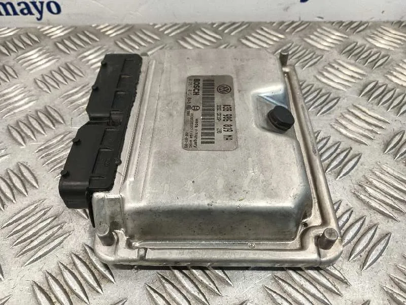 Centralita Motor Uce para Seat Toledo (1M2)