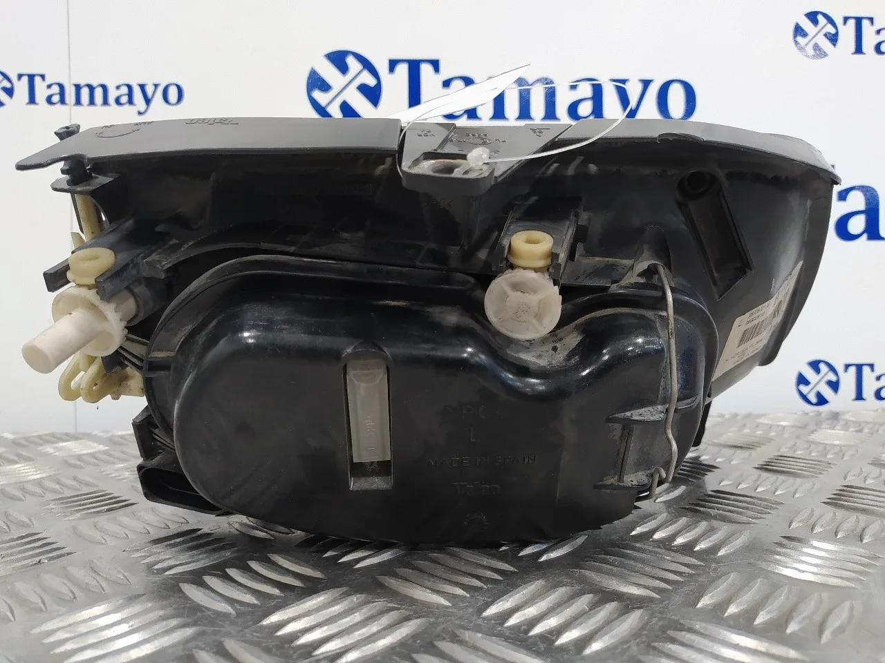 Faro Izquierdo para Volkswagen Polo Berlina (6N2)