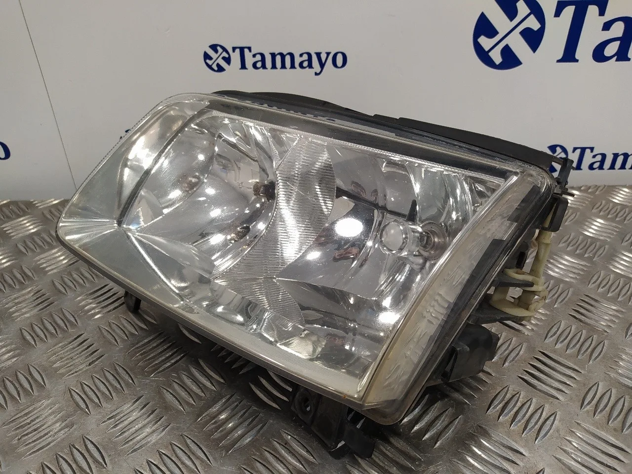 Faro Izquierdo para Volkswagen Polo Berlina (6N2)