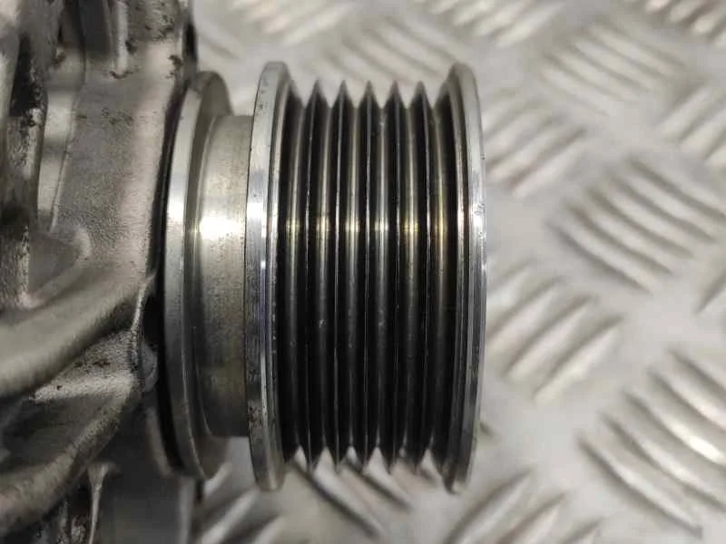 Alternador para Mercedes-Benz Clase E (W210) Berlina