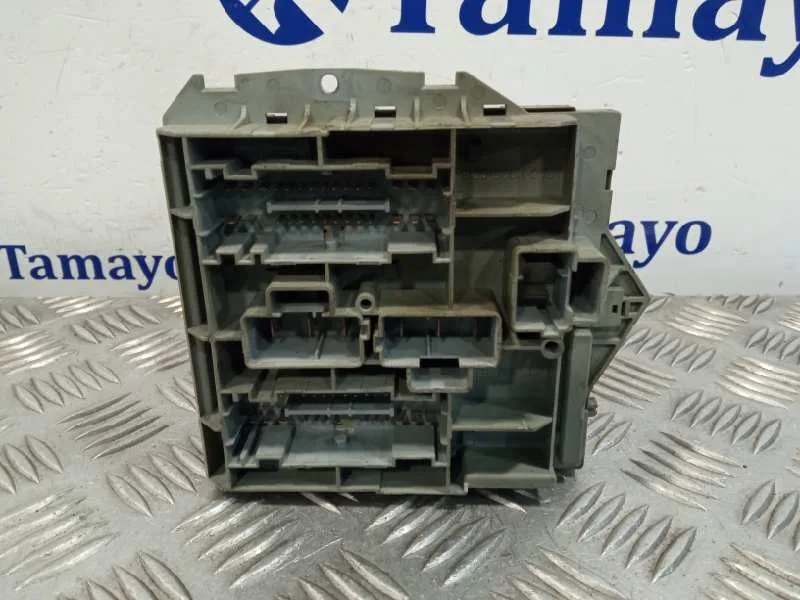 Caja Reles / Fusibles para Fiat Stilo (192)