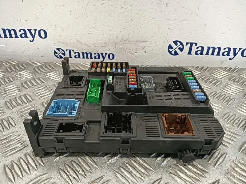Caja Reles / Fusibles para Citroën C4 Cactus