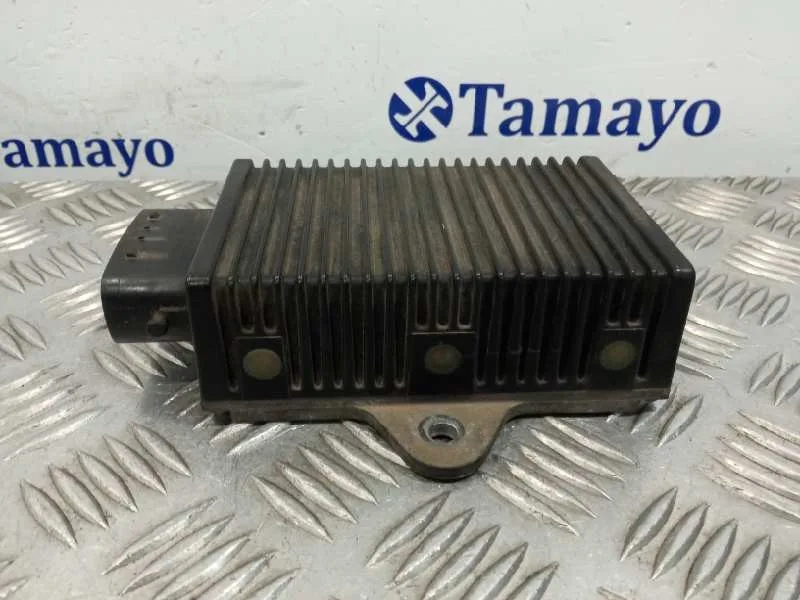 Centralita Motor Uce para Mitsubishi Space Wagon (N80/N90)