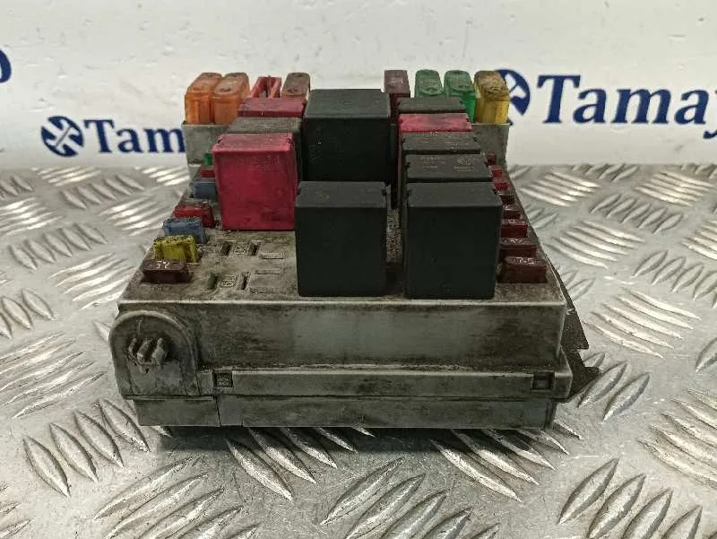 Caja Reles / Fusibles para Fiat Bravo (198)