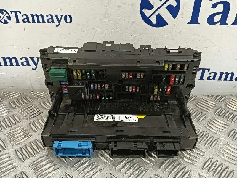 Caja Reles / Fusibles para Bmw X3 (F25)