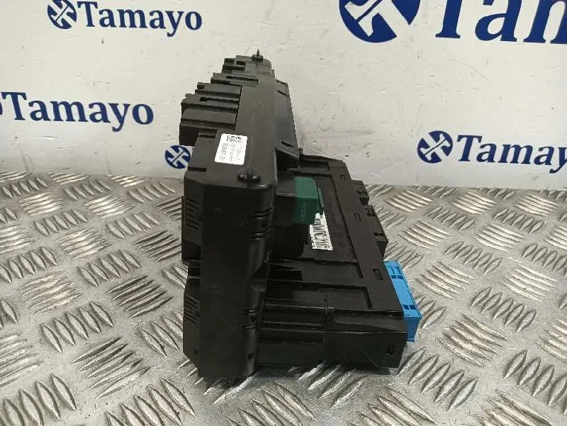 Caja Reles / Fusibles para Bmw X3 (F25)