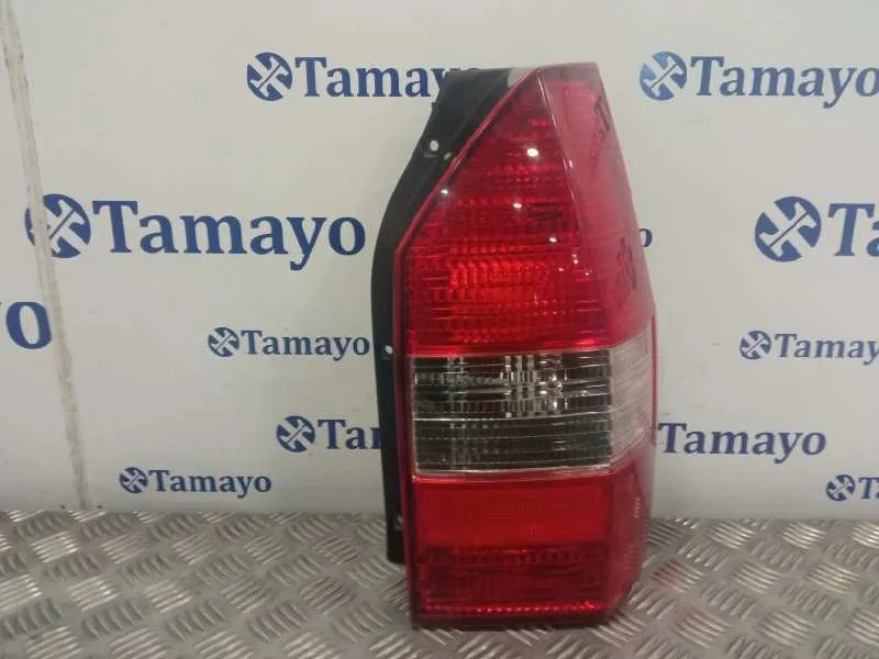 Piloto Trasero Derecho para Mitsubishi Space Wagon (N80/N90)