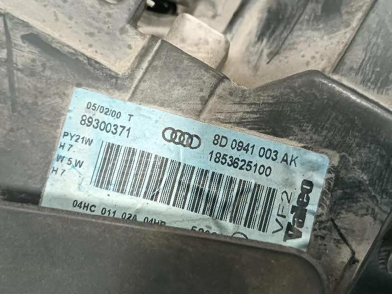 Faro Izquierdo para Audi A4 Avant (B5)