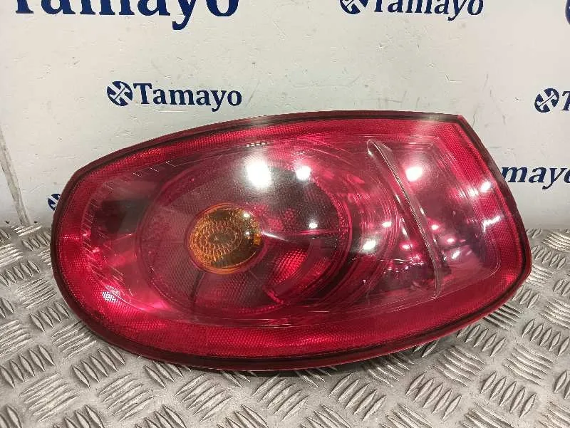 Piloto Trasero Derecho para Fiat Bravo (198)
