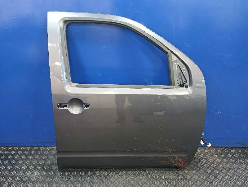 Puerta Delantera Derecha para Nissan Pathfinder (R51)