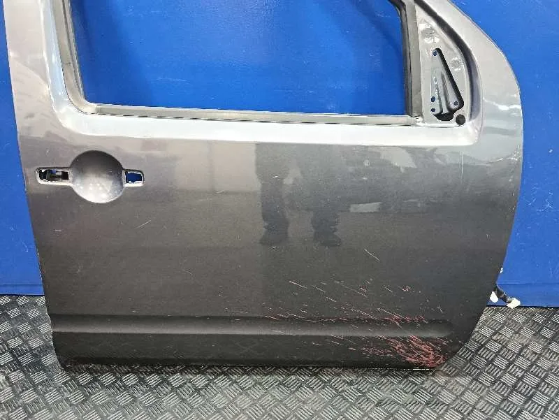 Puerta Delantera Derecha para Nissan Pathfinder (R51)