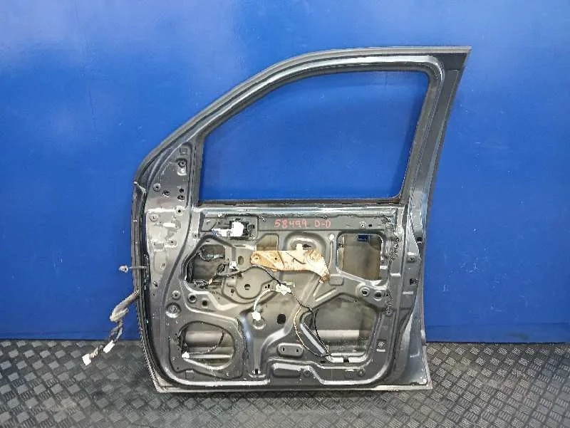 Puerta Delantera Derecha para Nissan Pathfinder (R51)