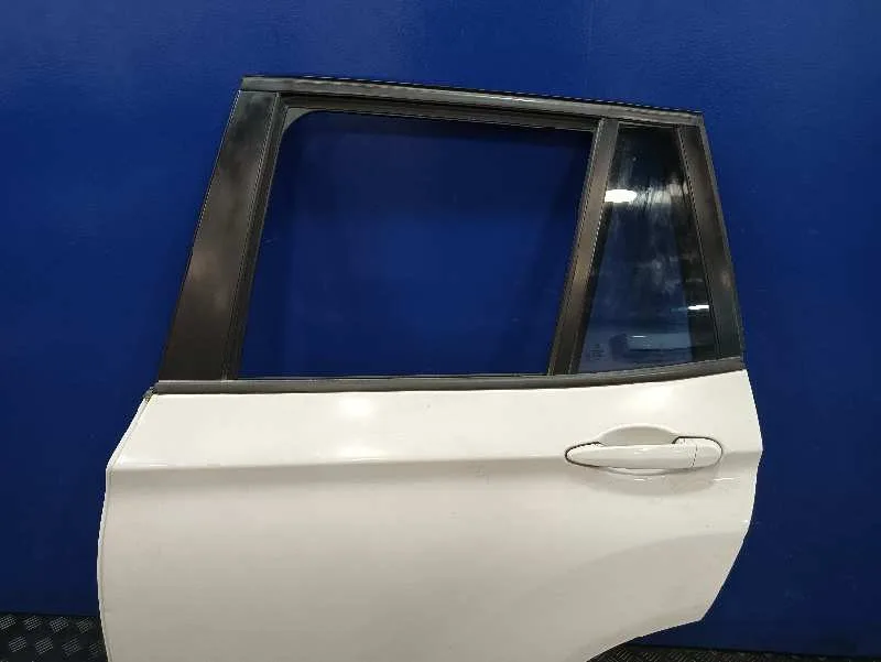 Puerta Trasera Izquierda para Bmw X3 (F25)