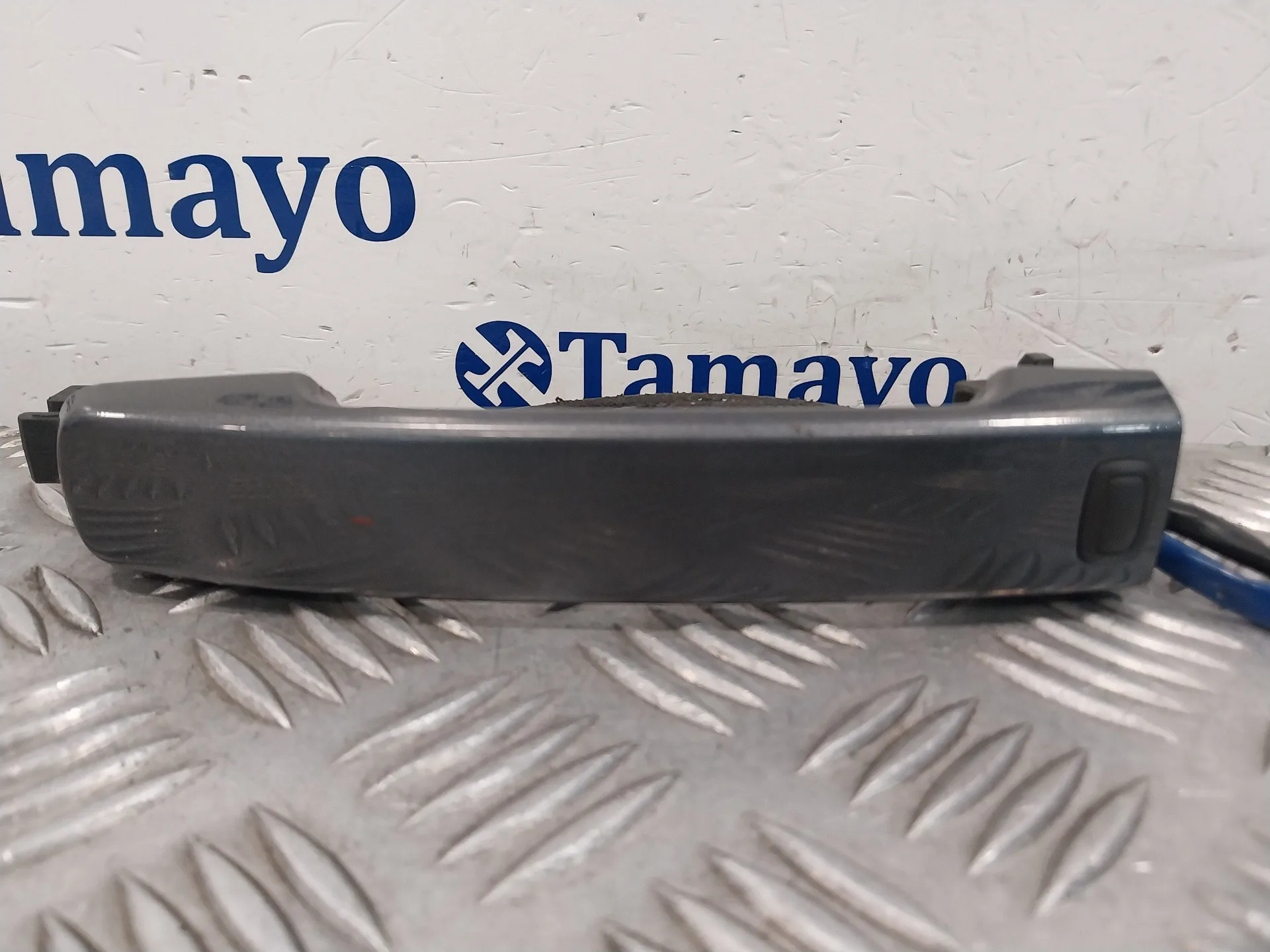 Maneta Exterior Delantera Derecha para Nissan Pathfinder (R51)