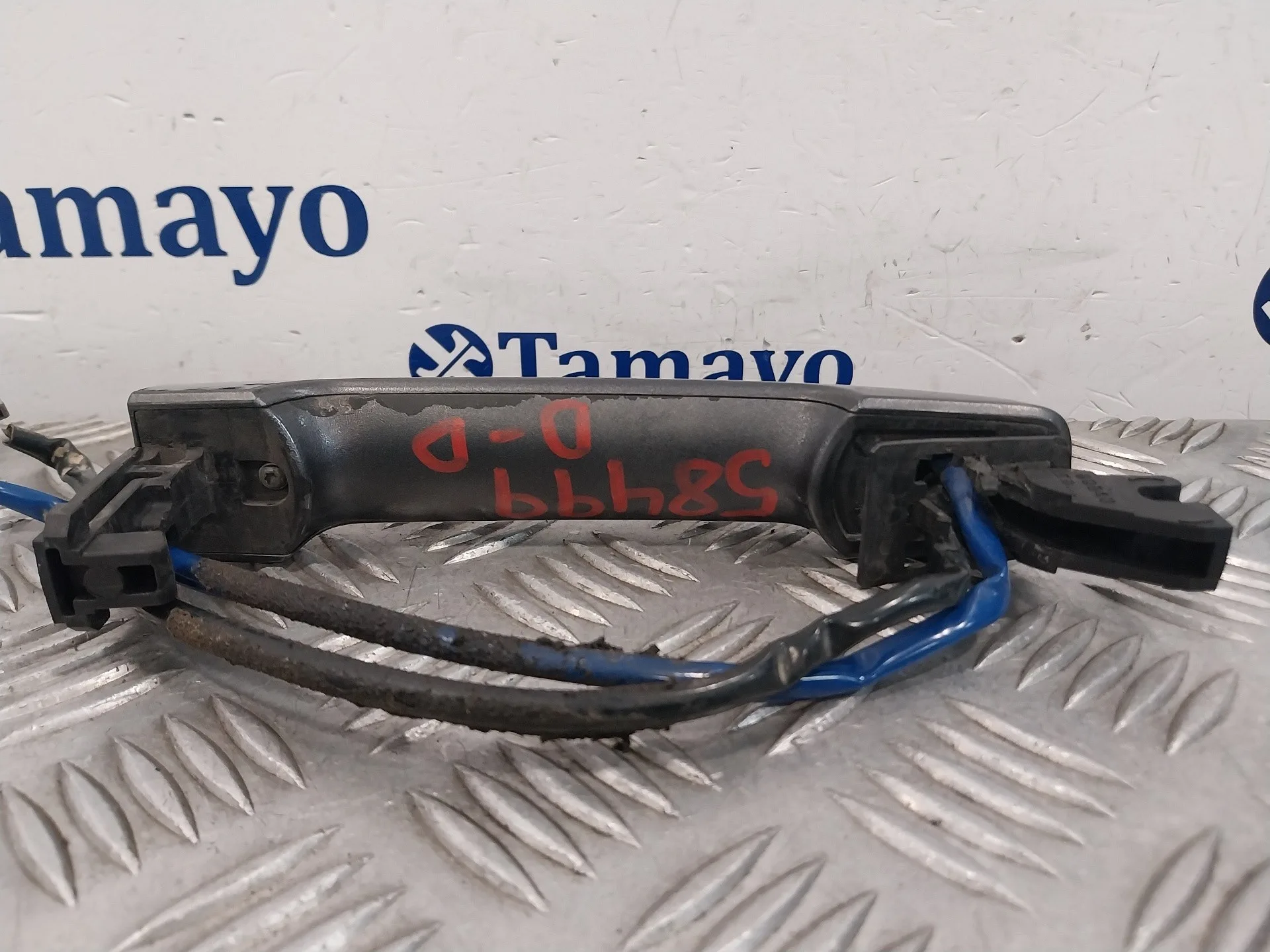 Maneta Exterior Delantera Derecha para Nissan Pathfinder (R51)
