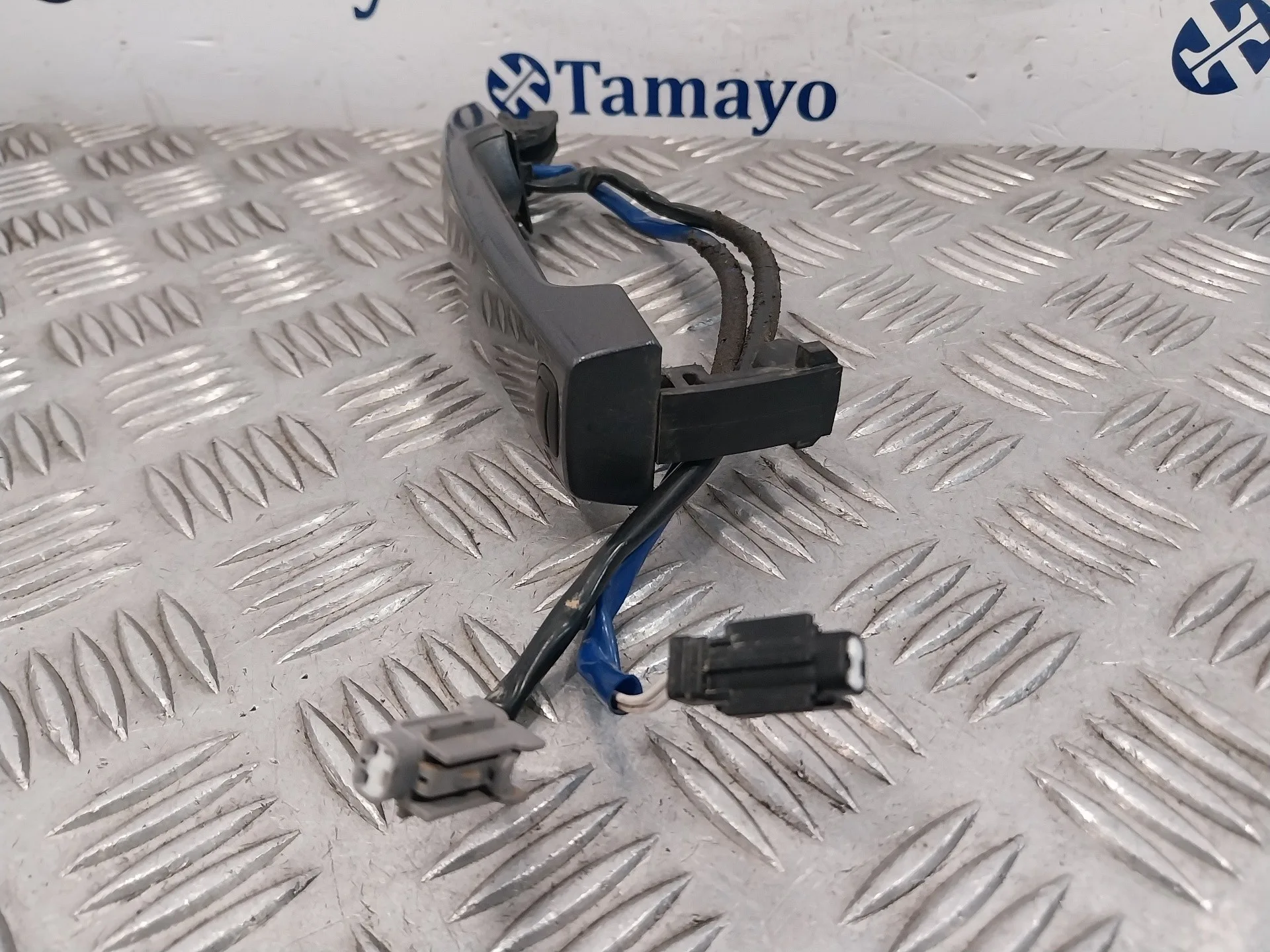 Maneta Exterior Delantera Derecha para Nissan Pathfinder (R51)