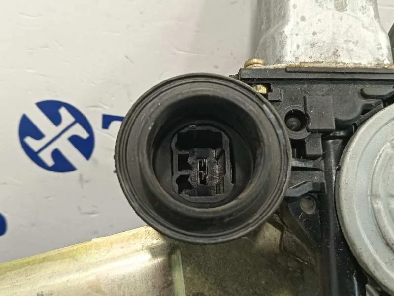 Motor Elevalunas Trasero Izquierdo para Toyota Rav 4 (A2)