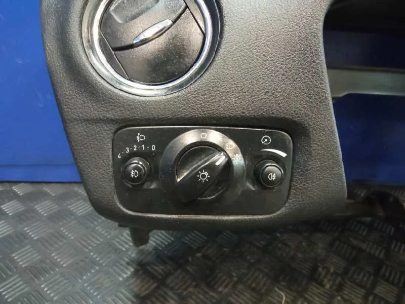 Salpicadero para Ford Mondeo Ber. (Ca2)