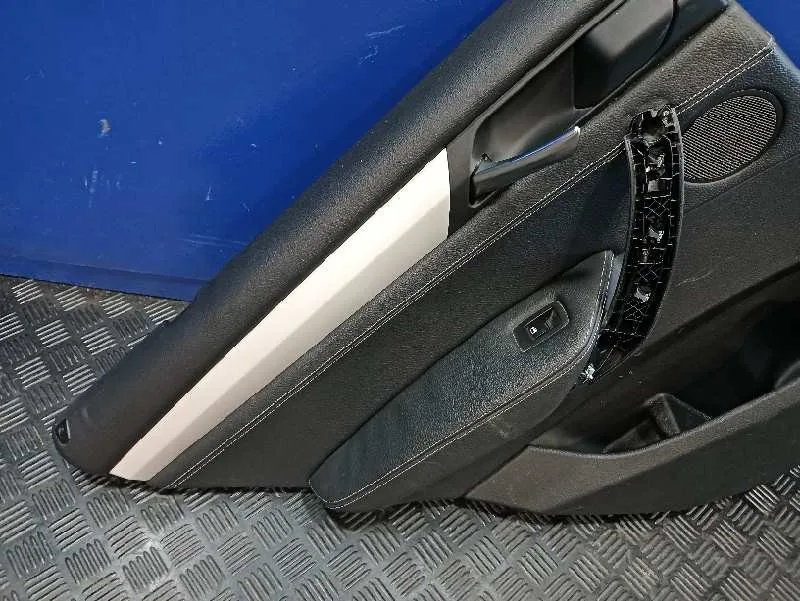 Guarnecido Puerta Trasera Izquierda para Bmw X3 (F25)