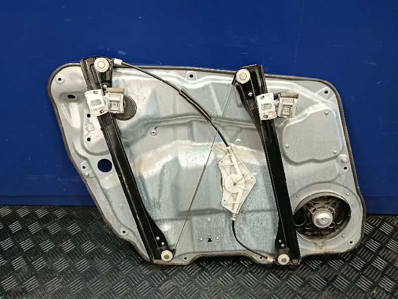 Elevalunas Delantero Derecho para Mercedes-Benz Clase M (W164)