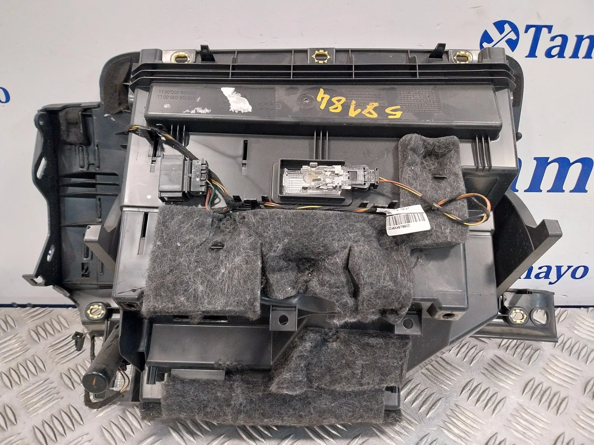 Guantera para Audi A1 Sportback (8Xf)
