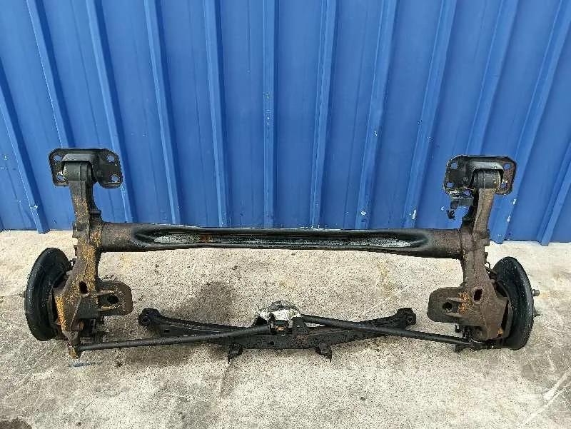 Puente Trasero para Opel Astra J Lim.