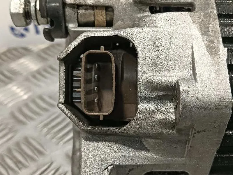 Alternador para Mitsubishi L 200 (Ka0/Kb0)