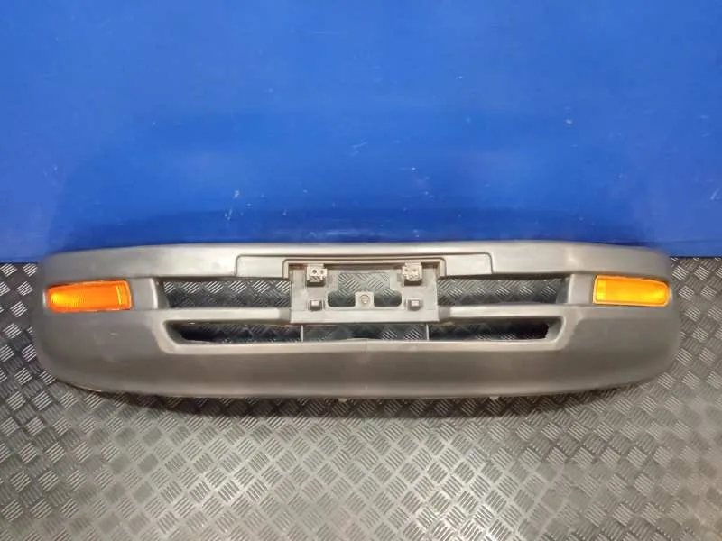 Paragolpes Delantero para Toyota Rav 4 Funcruiser (A1)